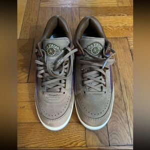 Jordan Tan and Purple Sneakers